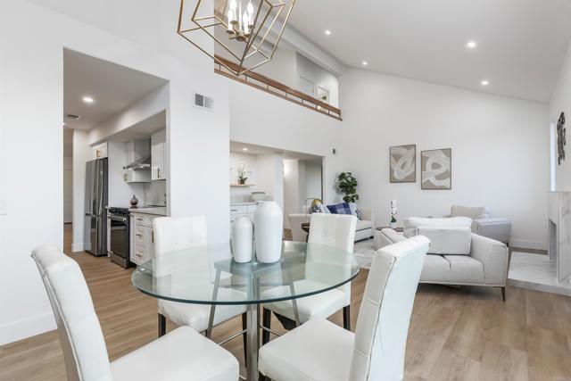 Detail Gallery Image 16 of 57 For 5166 via Portola, Oceanside,  CA 92057 - 4 Beds | 3 Baths