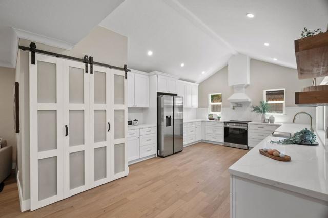 4975 Howes Lane, San Jose CA: https://media.crmls.org/mediaz/567b42eb-fcfe-4ca6-8cbc-70402c377c57.jpg