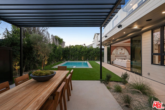 Drew Fenton | 565 Toyopa Drive Pacific Palisades CA | MLS: 7523707 Drew Fenton | 565 Toyopa Drive Pacific Palisades CA | MLS: 7523707