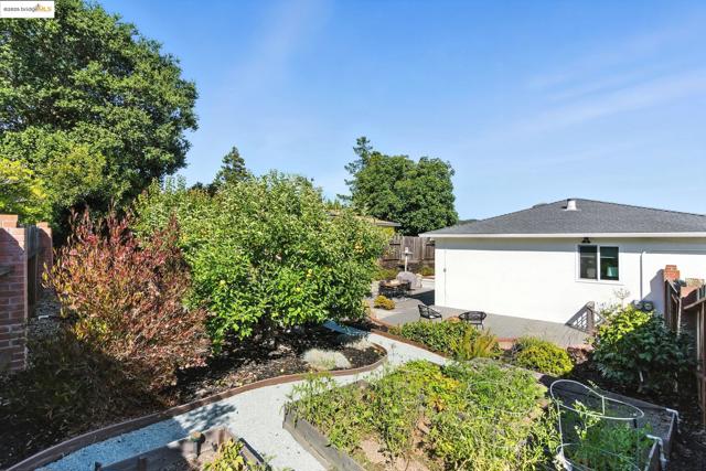 4503 Gregory Way, Richmond CA: https://media.crmls.org/mediaz/567f3224-f29b-4a62-a584-462d07b053f2.jpg