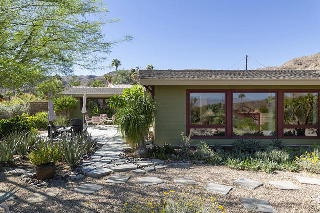 Image 7 of 60 For 67931 Valley Vista Drive