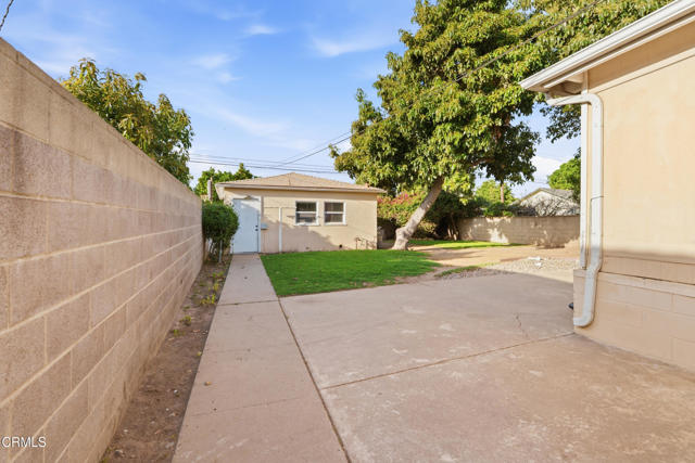 Detail Gallery Image 23 of 27 For 255 Douglas Ave, Oxnard,  CA 93030 - 2 Beds | 1 Baths