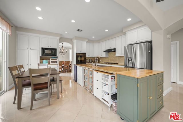 26505 Thackery Lane, Stevenson Ranch CA: https://media.crmls.org/mediaz/567ff1d0-2b21-4c6f-a32c-c9c7e13e3f1c.jpg