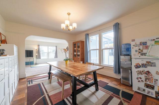 206 Cypress Avenue, Pacific Grove CA: https://media.crmls.org/mediaz/56829138-a149-480f-90cb-1a87a4eb1b27.jpg
