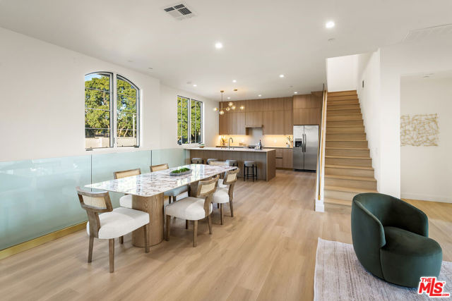 1203 N Vista Street, West Hollywood CA: https://media.crmls.org/mediaz/5682e31f-c694-4a62-bb01-f99e7aaf992e.jpg