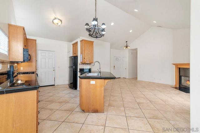13222 Whitewater Dr, Poway CA: https://media.crmls.org/mediaz/5683576e-aa8b-40b8-9ae8-e1c4de94eb07.jpg
