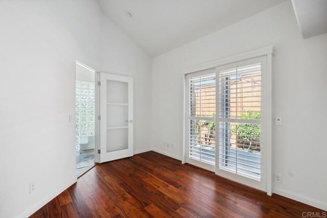 3521 Andrews Street, San Diego CA: https://media.crmls.org/mediaz/5686b9aa-7774-49c0-9059-1bedb2158979.jpg