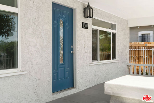 1507 W 50TH Street, Los Angeles CA: https://media.crmls.org/mediaz/56879435-5af2-41ff-a9d0-85b7f90c18b7.jpg