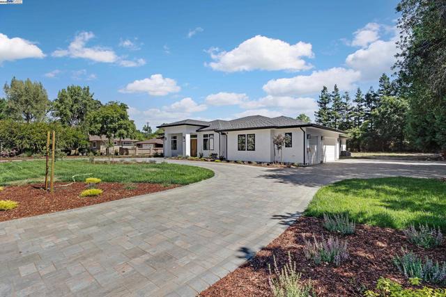 Image 4 of 60 For 3707 Trenery Drive