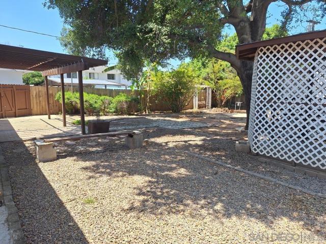 228 E 15th Ave, Escondido CA: https://media.crmls.org/mediaz/5688ca0b-c1a0-49ff-812e-ac0924b3d478.jpg