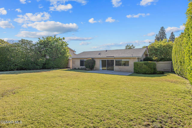1368 Sheffield Place, Thousand Oaks CA: https://media.crmls.org/mediaz/5688db5f-f633-44f8-ac1f-29dfca14d344.jpg