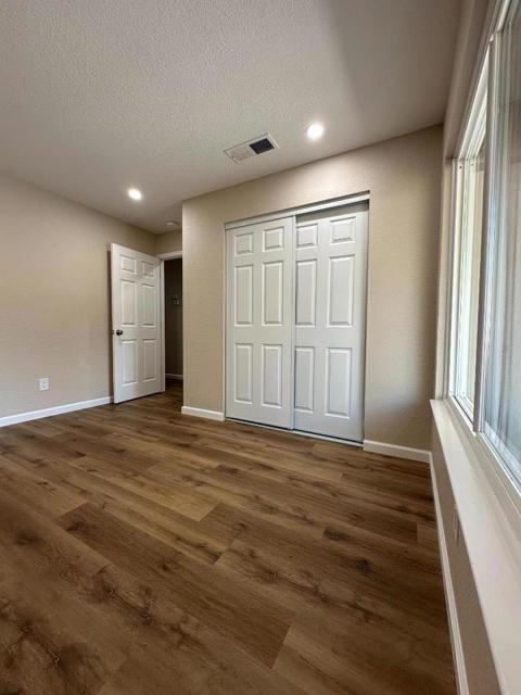 130 E 21st Street, Tracy CA: https://media.crmls.org/mediaz/5688eb34-f3c2-4f01-b680-a134c1aaca28.jpg