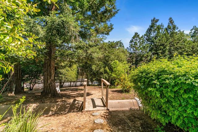 12308 Crayside Lane, Saratoga CA: https://media.crmls.org/mediaz/5689c064-516b-4434-bf7f-127e4d450937.jpg