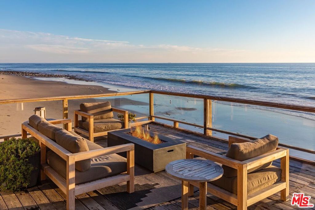 42602 Pacific Coast Highway
