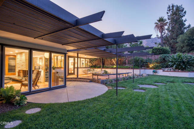 1570 Old House Road, Pasadena CA: https://media.crmls.org/mediaz/568bae0b-eb8c-4a43-ab34-4ac56769fdd1.jpg