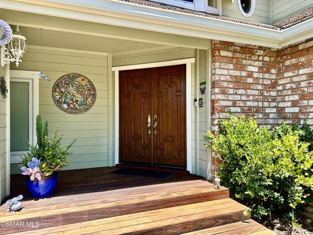 31445 Glenbridge Road, Westlake Village CA: https://media.crmls.org/mediaz/568c55a8-7c27-4df1-b71b-def56e535f2c.jpg