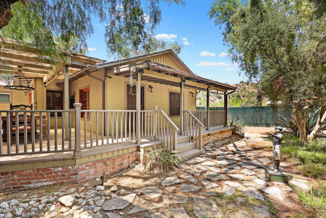 307 San Pascual Avenue, South Pasadena CA: https://media.crmls.org/mediaz/568c9c01-b1f3-473b-bdb5-b68a5130a639.jpg