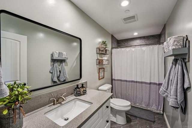 Image 25 of 61 For 41879 Indian Hill Trail