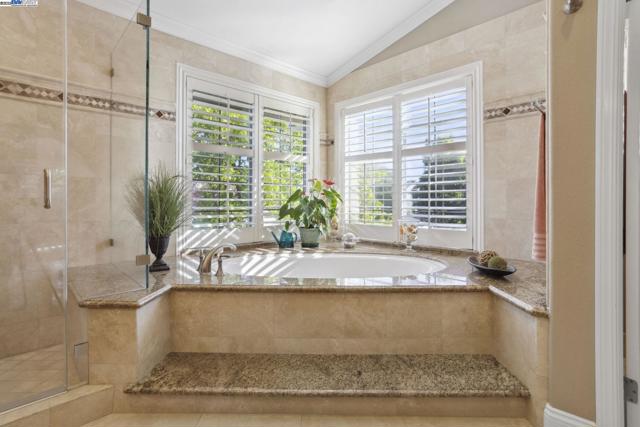 304 AVONDALE LANE, Livermore CA: https://media.crmls.org/mediaz/568e002d-b826-45c3-ae92-c01715c8918a.jpg