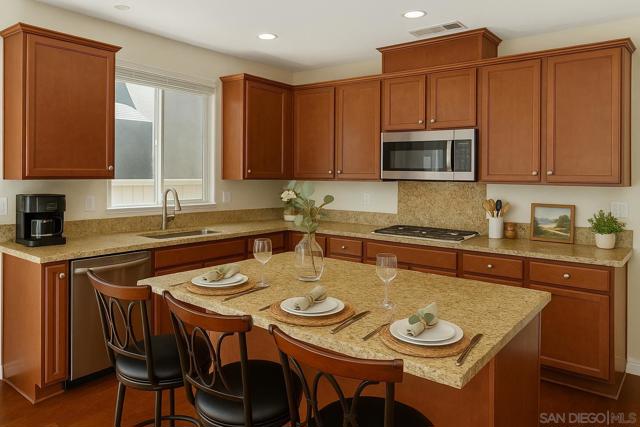 37856 Honey Pine Road, Murrieta CA: https://media.crmls.org/mediaz/5690ba65-4497-4b65-a1f3-7dddcde6a84a.jpg