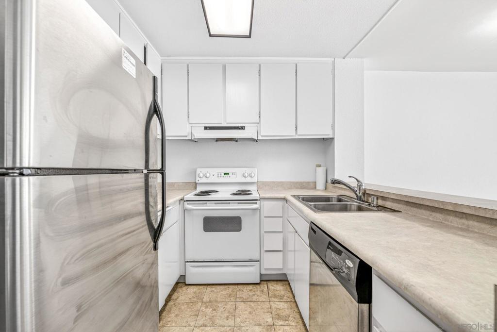 4060 Huerfano Ave - photo 2