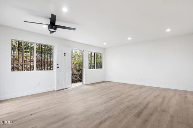 Detail Gallery Image 9 of 14 For 532 E 97th St #2,  Inglewood,  CA 90301 - 8 Beds | 6 Baths