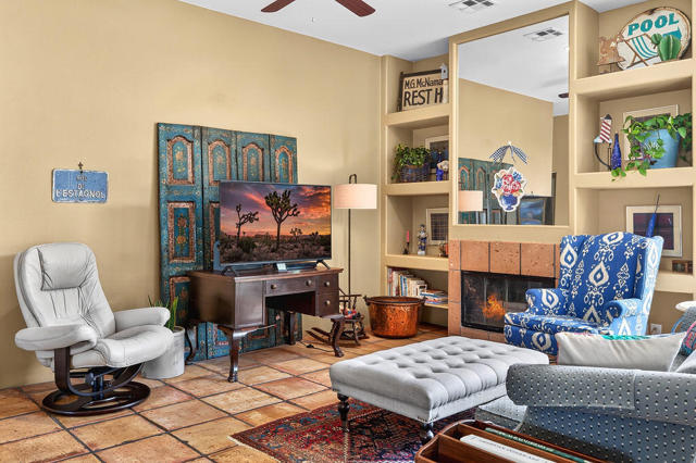 77500 Calle Chillon, La Quinta CA: https://media.crmls.org/mediaz/5693705f-3da3-4d66-968d-8f5e0728f0aa.jpg