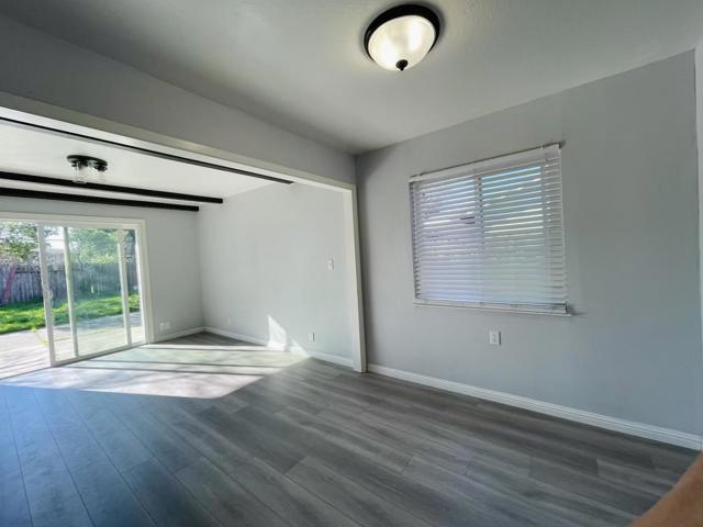 Image 6 of 29 For 1924 Florin Road