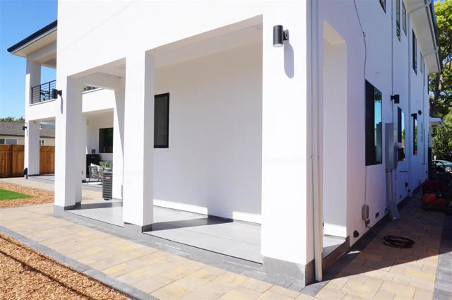 1062 Craig Drive, San Jose CA: https://media.crmls.org/mediaz/5693c637-cfb4-4164-b467-7e41cd4a2846.jpg