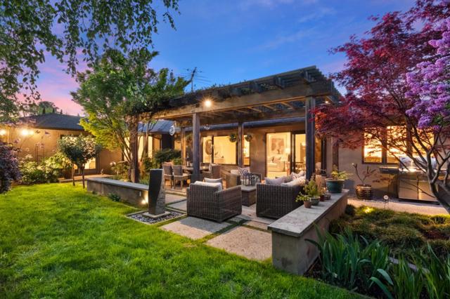 2606 Martinez Drive, Burlingame CA: https://media.crmls.org/mediaz/569533b1-1481-4b09-b9e5-95b31d9c47b3.jpg