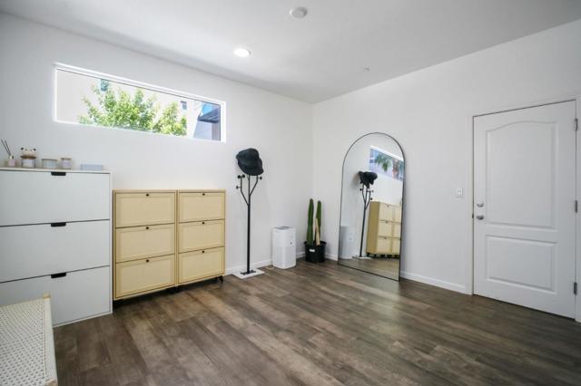 323 Flinder Place, San Jose CA: https://media.crmls.org/mediaz/56958f99-9cca-45d0-b811-75b2960938f1.jpg