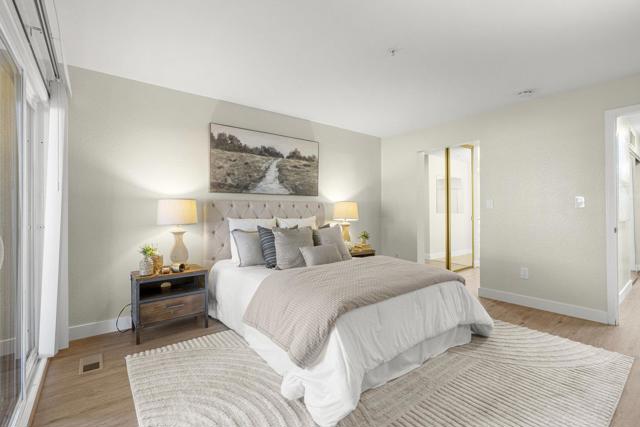 141 Albacore Lane, Foster City CA: https://media.crmls.org/mediaz/5696c493-668c-4bfa-b985-4903ac774894.jpg