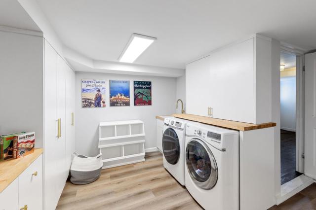 401 Hillsborough Boulevard, Hillsborough CA: https://media.crmls.org/mediaz/5697dd3d-aee4-4e0a-af28-8211ec16d40f.jpg