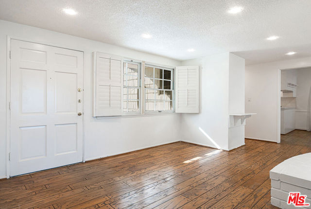 10803 Alta View Drive photo 3