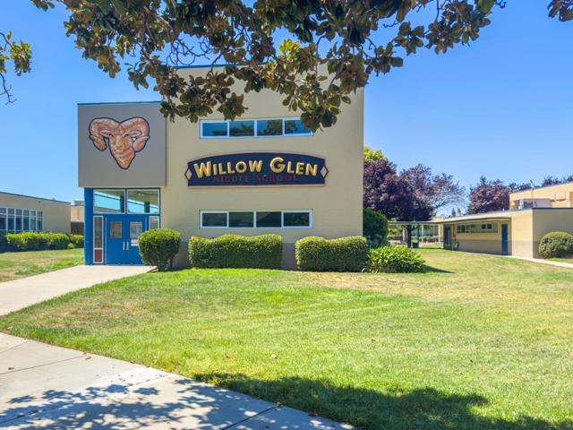 2425 Briarwood Drive, San Jose CA: https://media.crmls.org/mediaz/5699e1c5-fd34-4b5d-8a3f-d5e20ce9f6cc.jpg