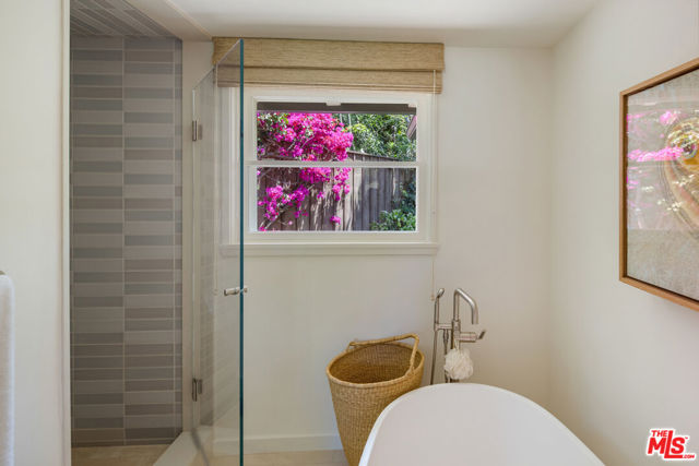 13214 Riviera Ranch Road, Los Angeles CA: https://media.crmls.org/mediaz/5699fae0-89ce-41f1-a50e-c2fad502414f.jpg