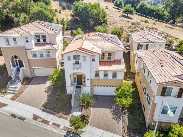2703 Tribune Avenue, Hayward CA: https://media.crmls.org/mediaz/569b0052-c3b2-4a3c-b3d1-e1ea67a1911d.jpg