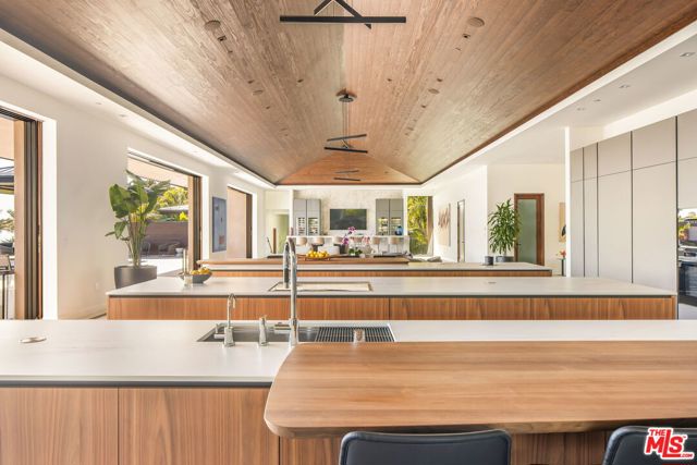 Drew Fenton | 11809 Ellice Street Malibu CA | MLS: 7307289 Drew Fenton | 11809 Ellice Street Malibu CA | MLS: 7307289