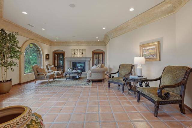 Image 6 of 47 For 3244 Olivenhain Farms Rd.