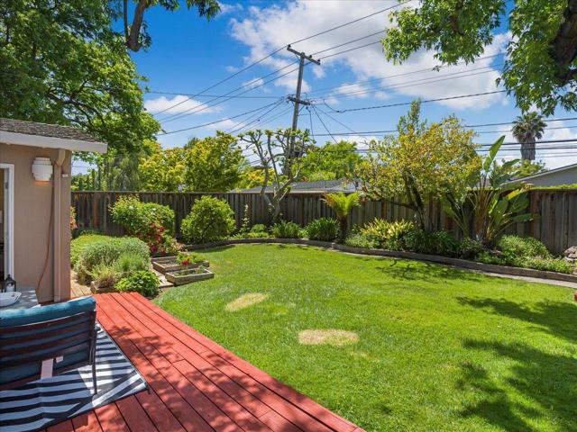 10623 Glenview Avenue, Cupertino CA: https://media.crmls.org/mediaz/569b91a3-95a9-4005-8104-d3ea3e8d0d2f.jpg