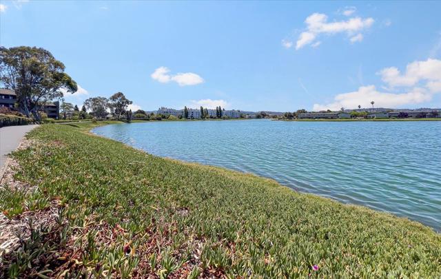 840 Sea Spray Lane, Foster City CA: https://media.crmls.org/mediaz/569b9ac8-78e2-4e2a-9129-2ffdf2c1beba.jpg