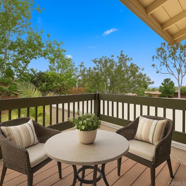 Detail Gallery Image 21 of 25 For 155 Countrywood Ln, Encinitas,  CA 92024 - 3 Beds | 3 Baths