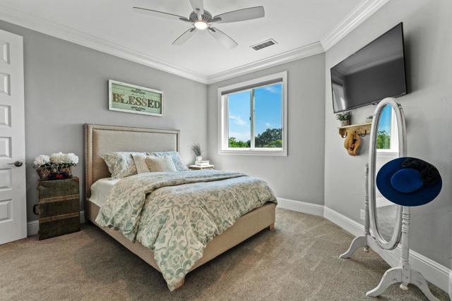 2165 W Biggs Gridley Road, Gridley CA: https://media.crmls.org/mediaz/569d33be-efb5-4451-8ec2-150ff20dd479.jpg