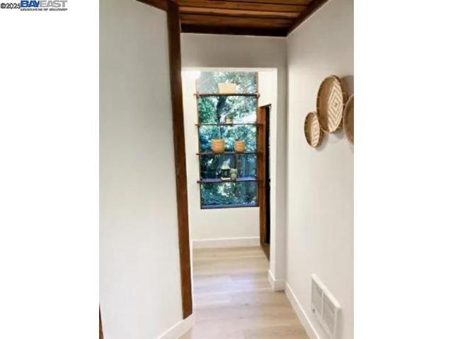 21401 Santa Clara Ave, Monte Rio CA: https://media.crmls.org/mediaz/569dedbd-3316-4371-8d24-f3e5727bec78.jpg