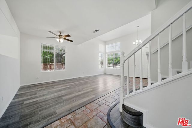 3702 Las Palmas Avenue, Palmdale CA: https://media.crmls.org/mediaz/569ef4a9-e422-4c9e-83d3-9419ad3e529a.jpg