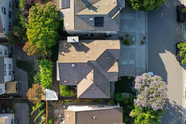 6751 Positano Lane, San Jose CA: https://media.crmls.org/mediaz/569efd66-350f-4351-9025-a1bef16f4c34.jpg