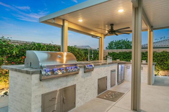44830 Via Mirabel, La Quinta CA: https://media.crmls.org/mediaz/569f7da2-7341-4989-866b-d8d5b31c5c97.jpg