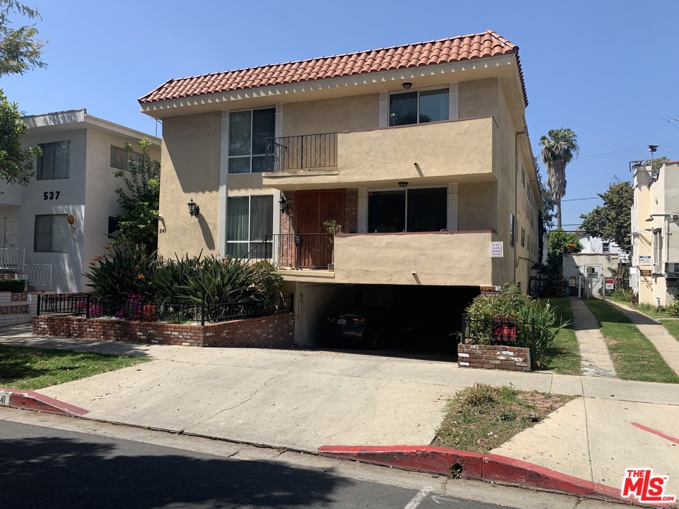 541 N Orlando Avenue