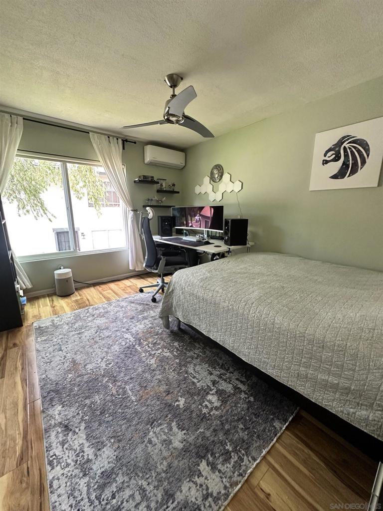 MLS #250039864SD image #17