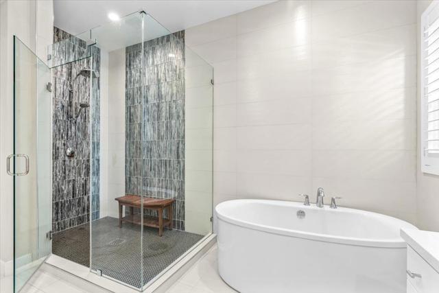 57870 Stone Creek W Trail, La Quinta CA: https://media.crmls.org/mediaz/56a1ef24-b52a-4a31-9816-da40d5756be7.jpg